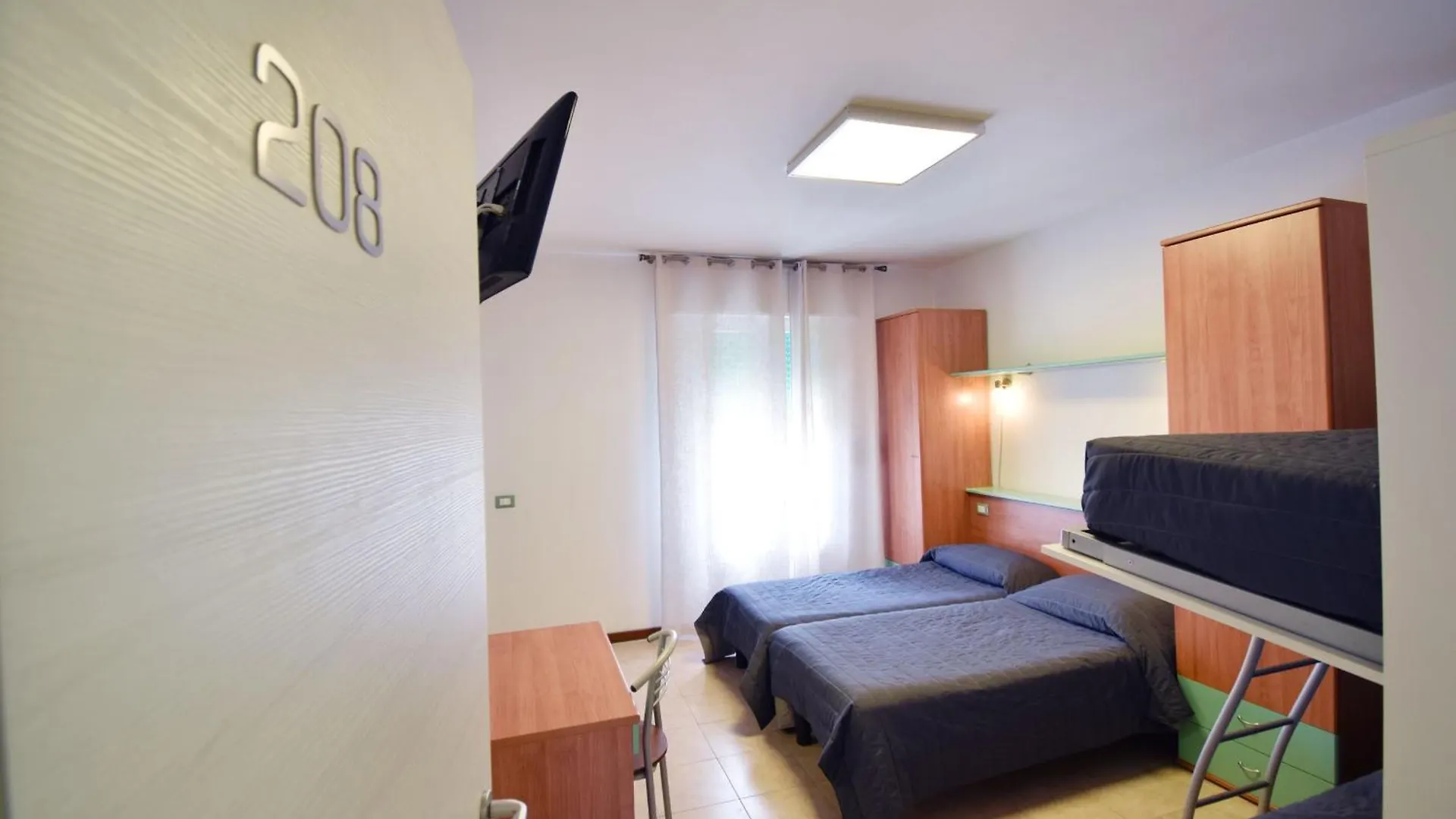 Hotel Grifone 利多迪迪耶索洛